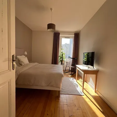 Entire Or Private Rooms, Minutes From Geneva, Excellent Location Appartamento Annemasse